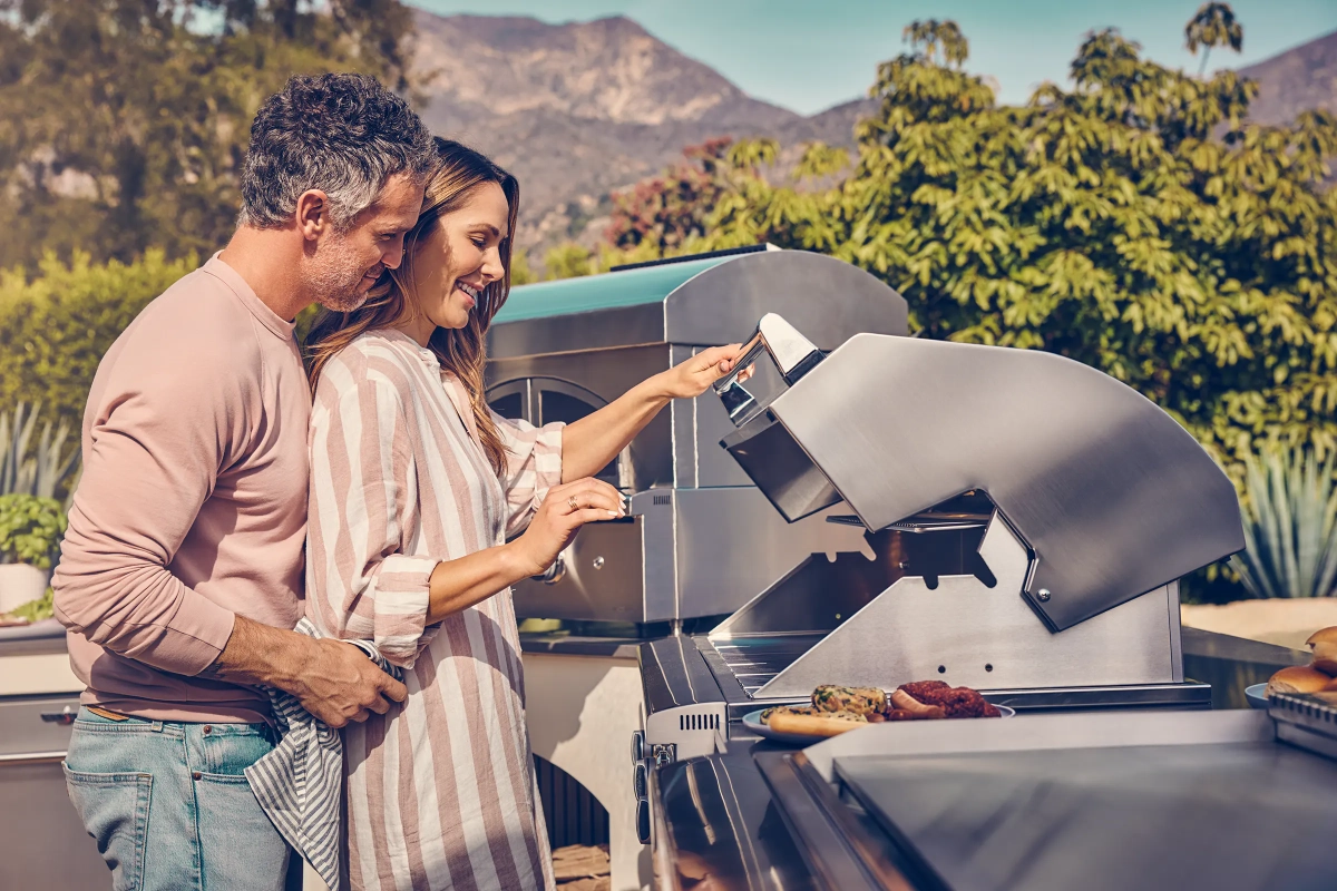 collections-grill-outdoor-kitchen-delta-heat-2