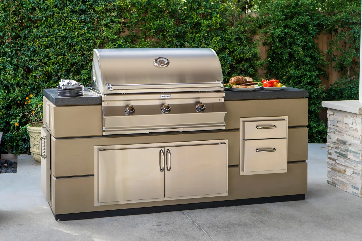collections-grill-outdoor-kitchen-fire-magic-2