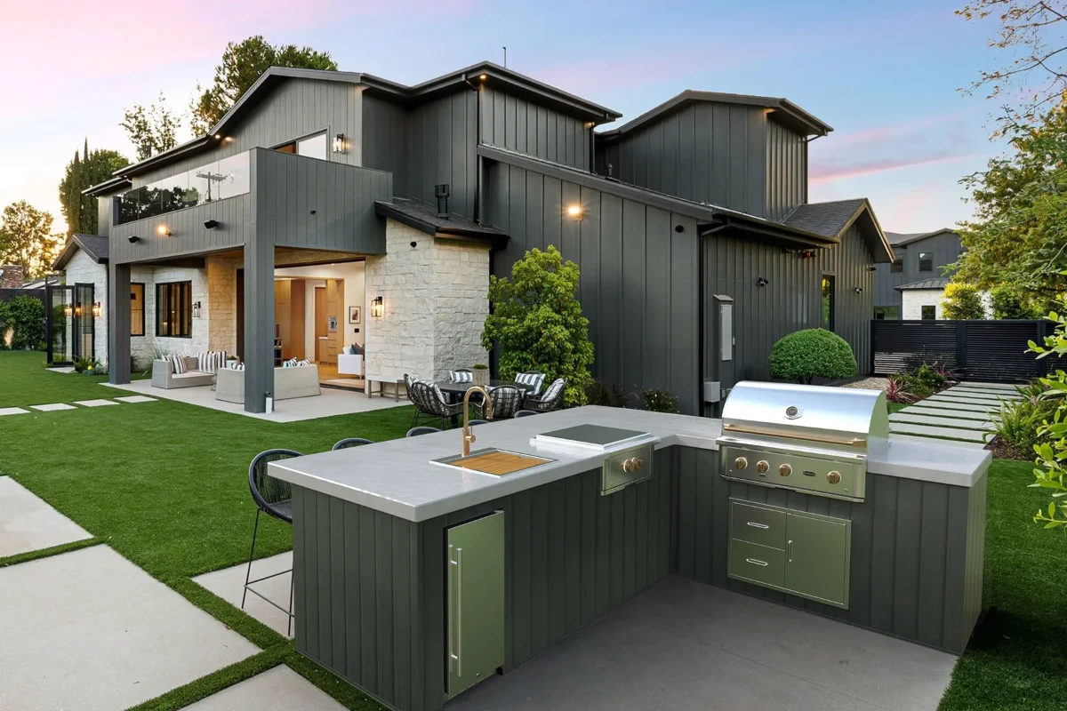 collections-grill-outdoor-kitchen-wildfire-2