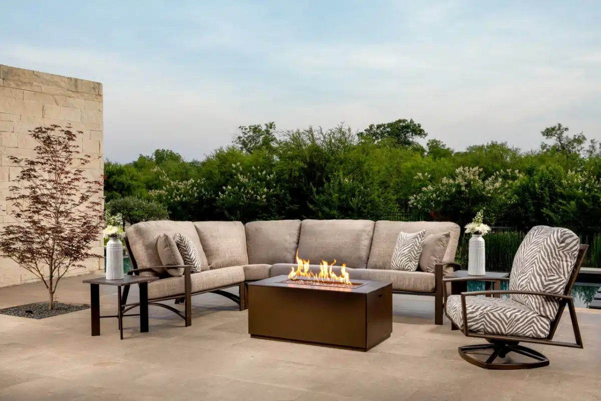 O.W. Lee Outdoor Sectional | Rich’s O.W. Lee Outdoor Sectional | Rich's